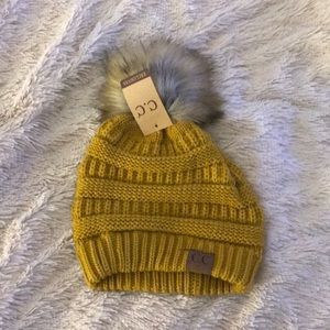 Mustard yellow Winter hat